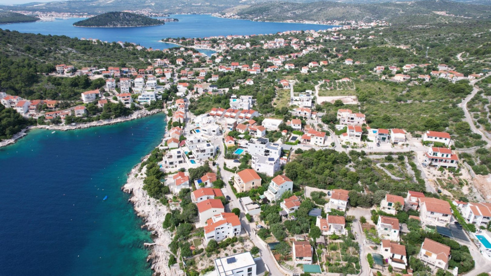Luxusný apartmán s terasou a výhľadom na more v Stivašnici, 79,60 m²