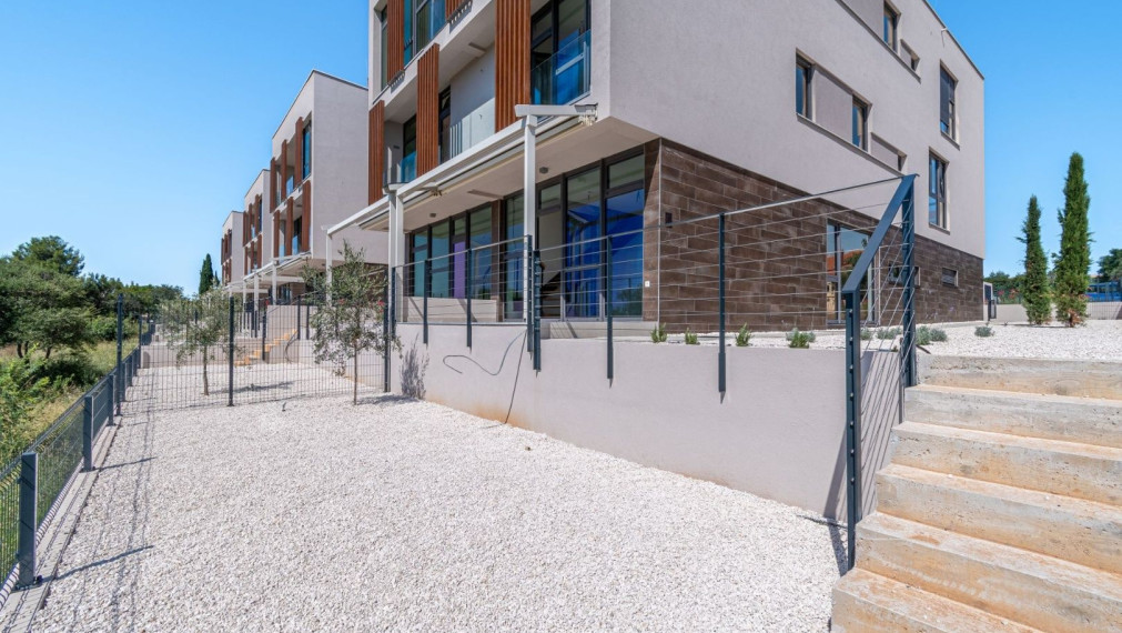 Moderný nový rezidenčný komplex v Gripole, Rovinj