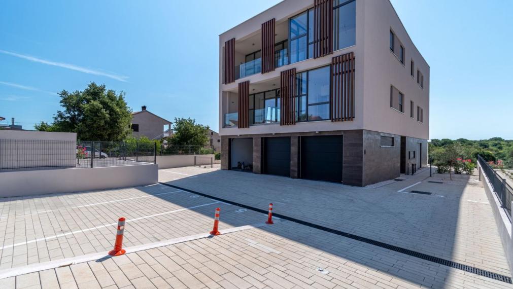 Moderný nový rezidenčný komplex v Gripole, Rovinj