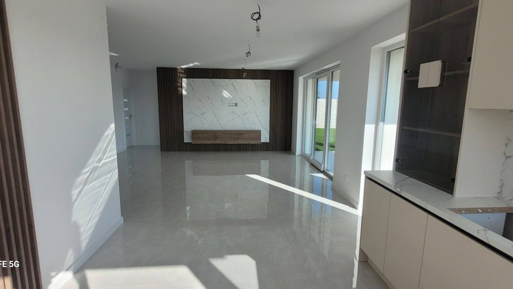 Nadštandardná novostavba 4 izbový bungalov hneď k nasťahovaniu