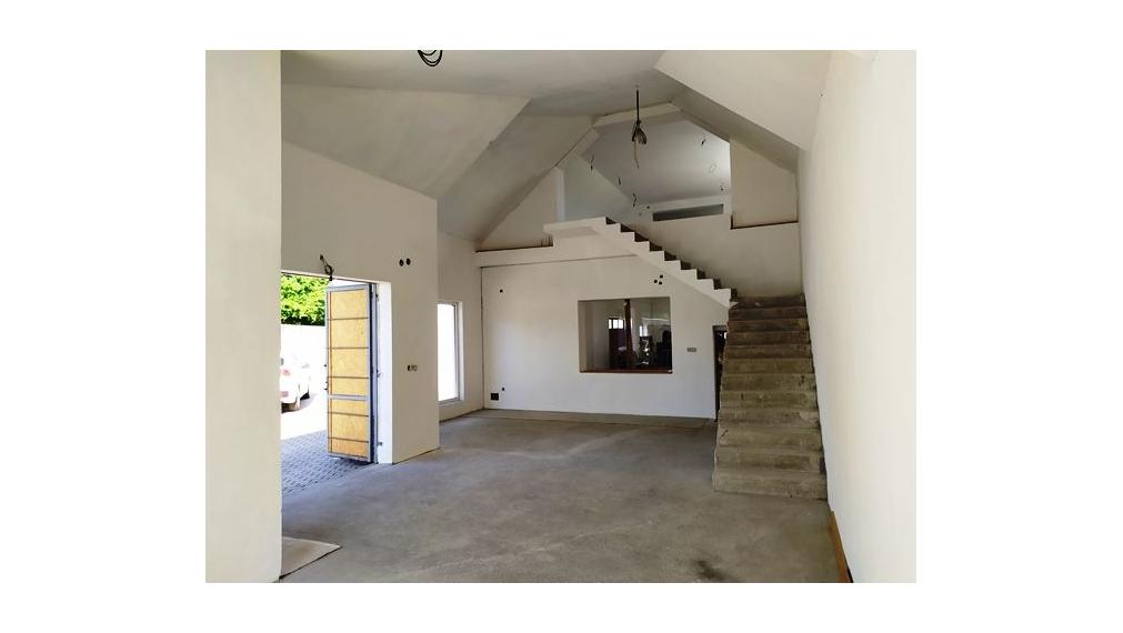 Výrobno-skladový objekt s administratívou na predaj