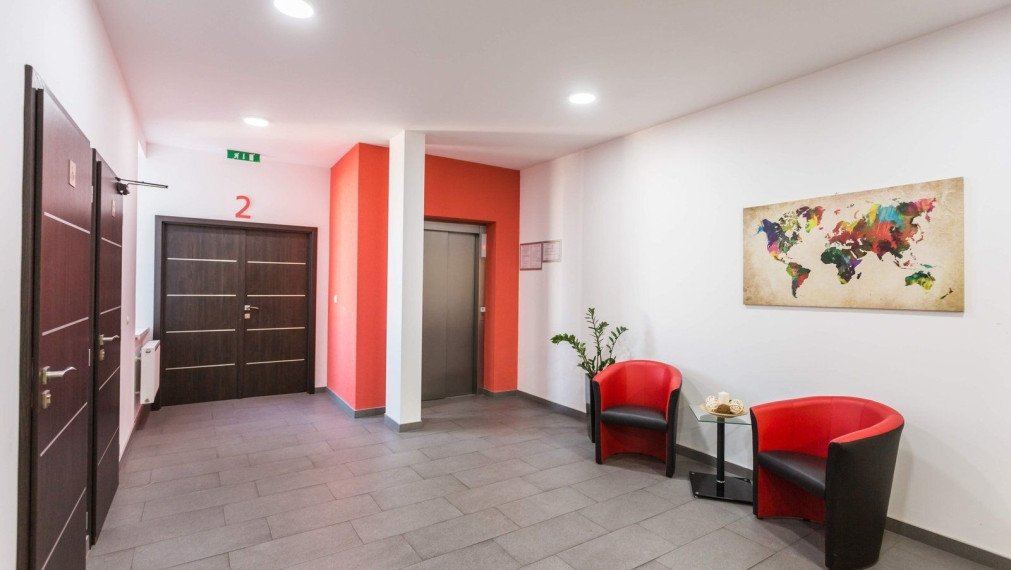 Kancelárske priestory v blízkosti diaľničného obchvatu, letiska a OC AVION TOP