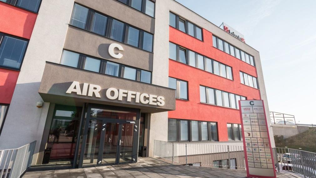 Kancelárske priestory v blízkosti diaľničného obchvatu, letiska a OC AVION TOP