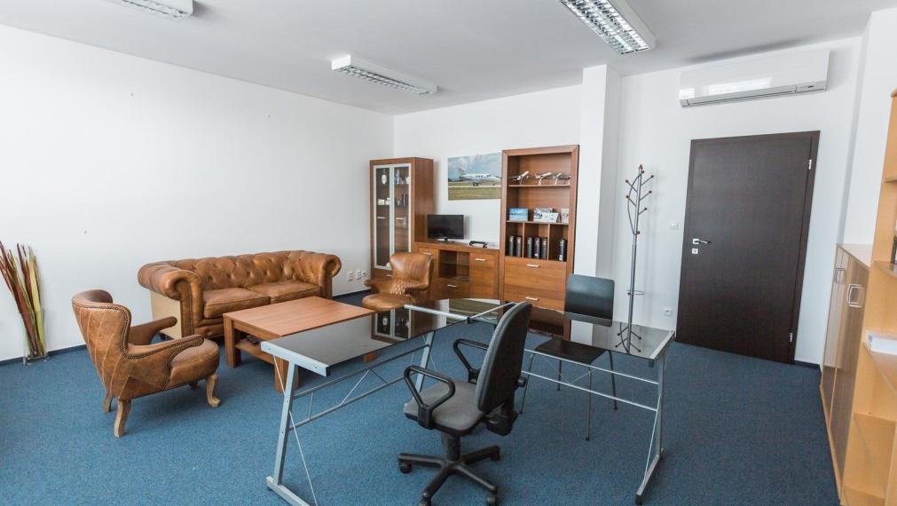 Kancelárske priestory v blízkosti diaľničného obchvatu, letiska a OC AVION TOP