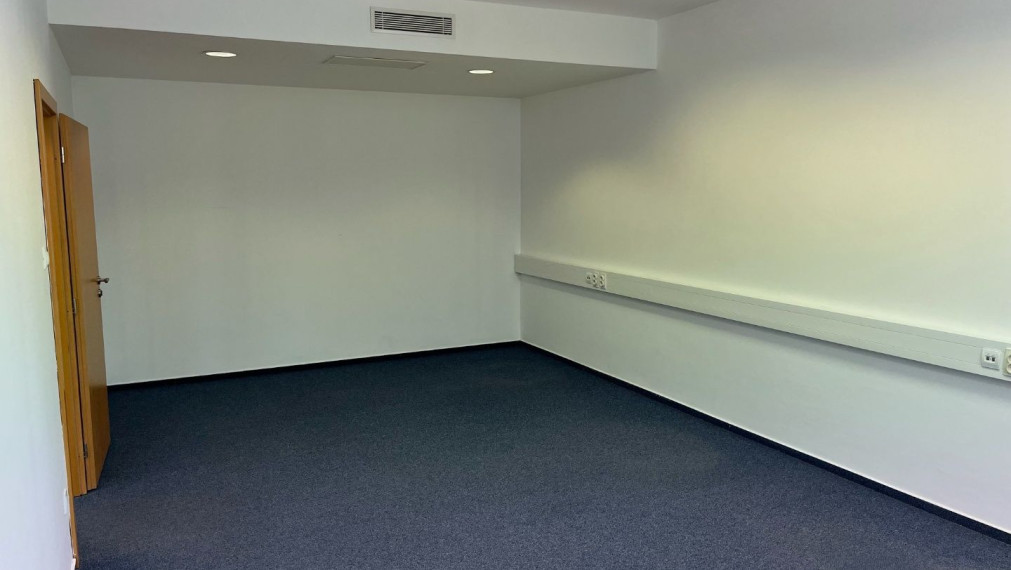 Kancelária na prenájom v Bratislave v Ružinovskej novostavbe