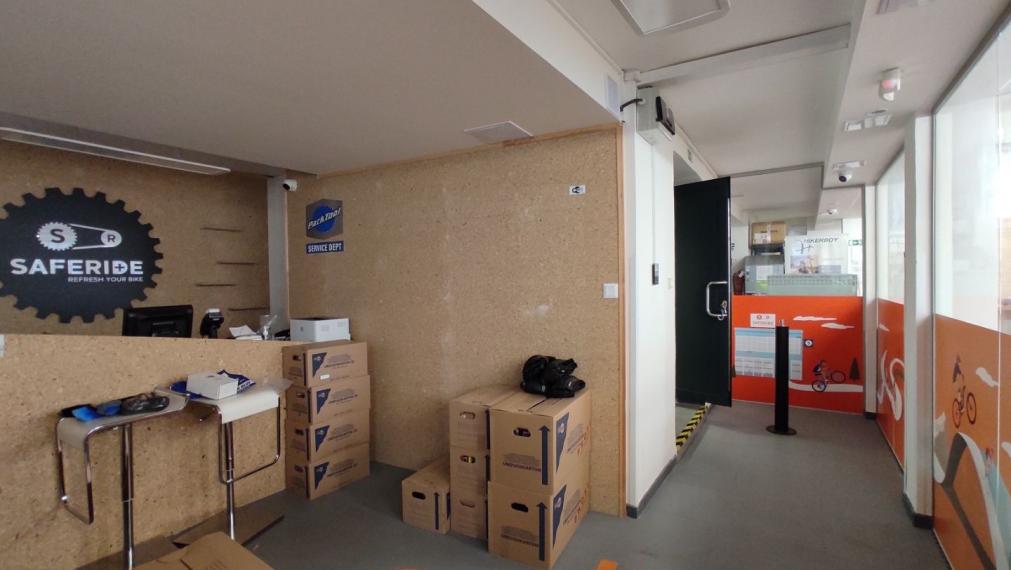 Obchodno-servisno skladový priestor na Račianskej ulici v Novom Meste, 144 m2