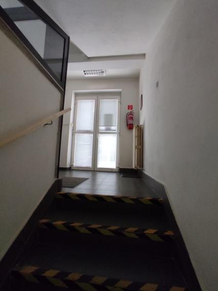 Obchodno-servisno skladový priestor na Račianskej ulici v Novom Meste, 144 m2