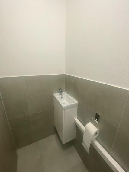 Obchodný priestor na prenájom - ul. Údernícka, Bratislava V 