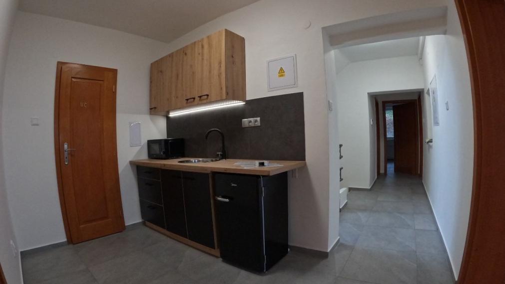 Administratívna budova na prenájom - Kráľovské údolie, Bratislava I REZERVOVANÉ