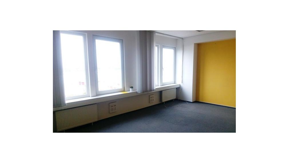 Na prenájom kancelárske priestory na Rybničnej ulici vo Vajnoroch