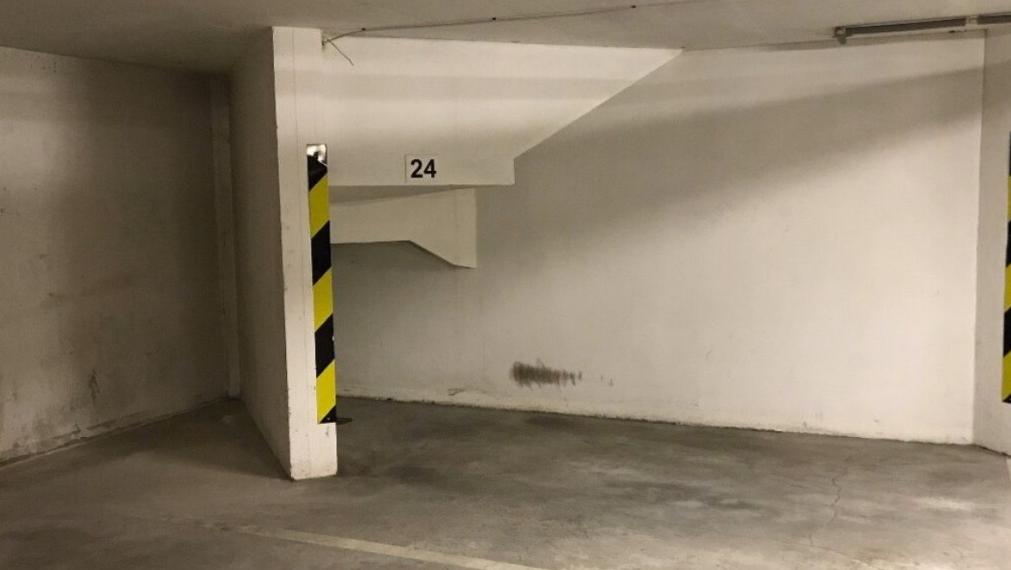 Garážové státie 12 m2 na Kríkovej ulici, Vila Lujza na predaj