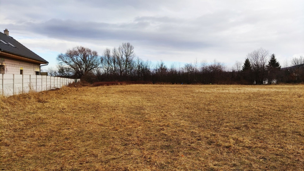 Stavebný pozemok v obci Jablonové