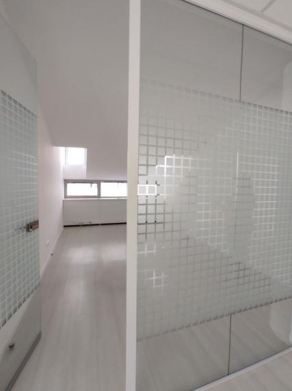 Moderné administratívne priestory s terasou - Palisády, 250 m2