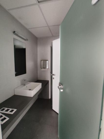 Moderné administratívne priestory s terasou - Palisády, 250 m2