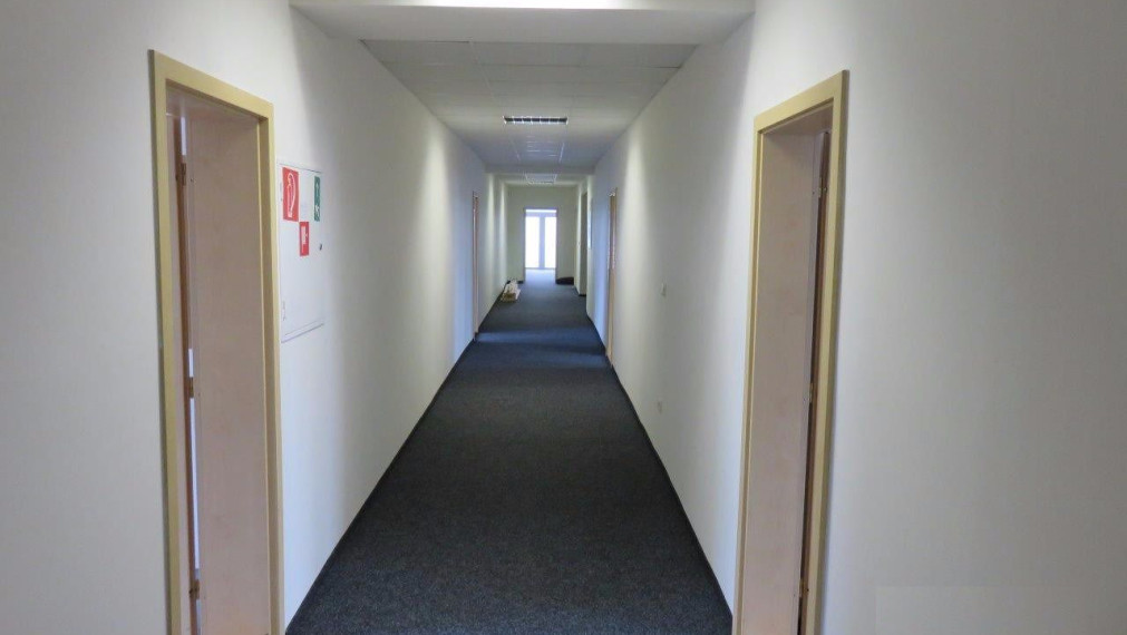 Kancelárske priestory na Záhradníckej ulici na prenájom, Ružinov
