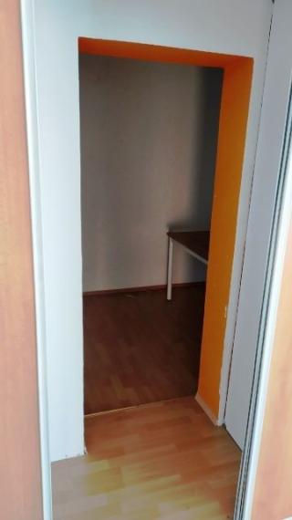 Zariadená klimatizovaná dvojkancelária s príručným skladom