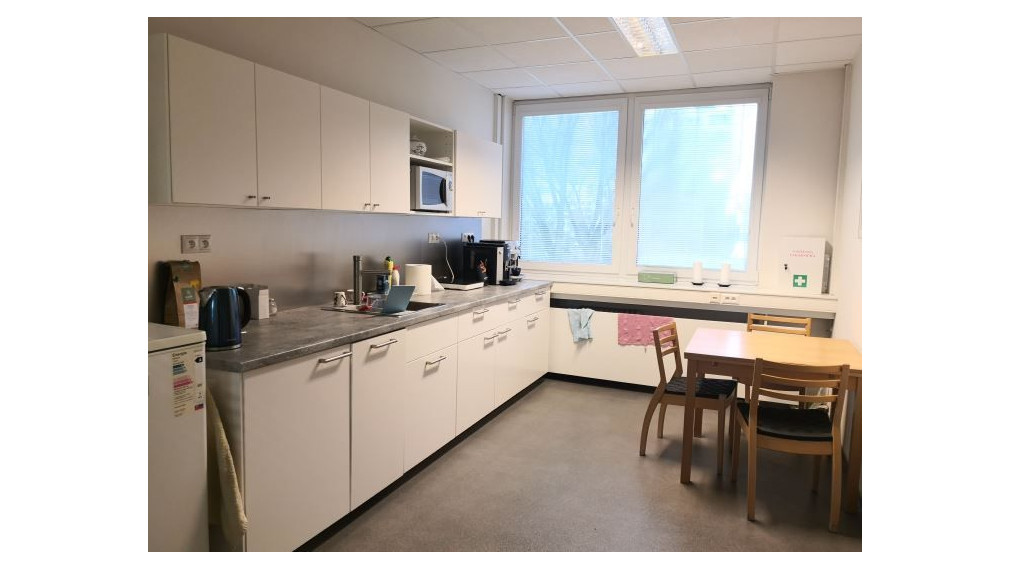 Reprezentatívne kancelárie s výhľadom na jazero, 245 m2