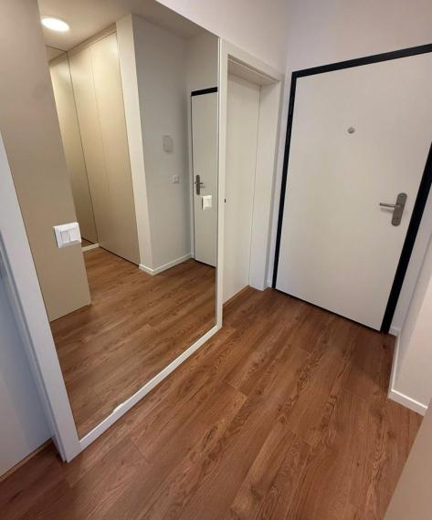 Kompletne zariadený 3i byt na predaj -  Fialová ulica, Petržalka