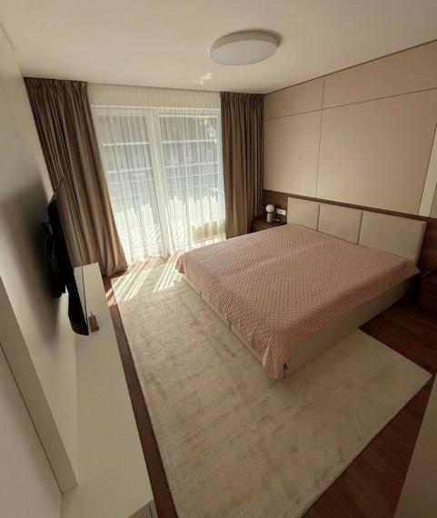 Kompletne zariadený 3i byt na predaj -  Fialová ulica, Petržalka