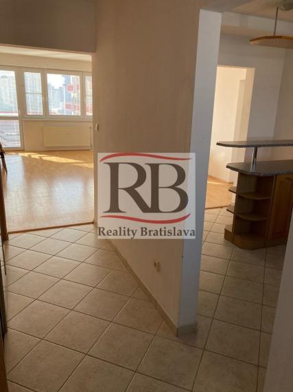 Byt prenájom - ul. Seberíniho, Bratislava II TOP