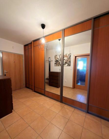 Byt na prenájom - ul. Na Križovatkách, Bratislava II TOP