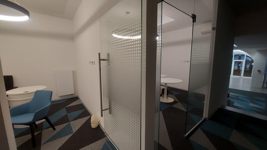 Lukratívny 250-350m2 obchodný priestor na Obchodnej ulici, BAI 