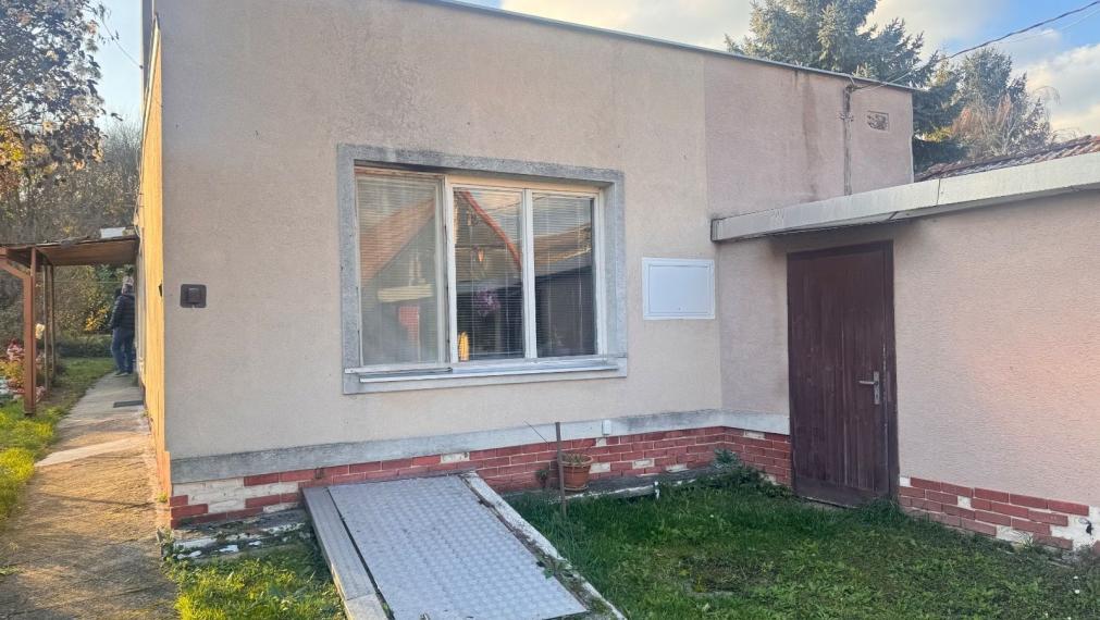 Stavebný pozemok pod Devínskym hradom na predaj, na ulici  Kozičová v Bratislave IV TOP