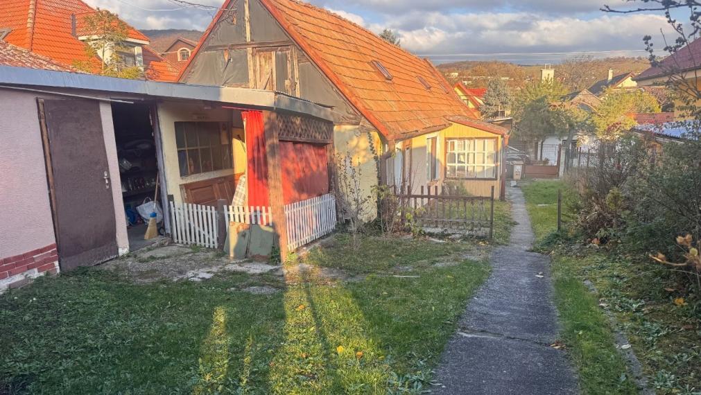  Rodinný dom na predaj v srdci Devína, nachádza sa na ulici Kozičová v Bratislave IV TOP