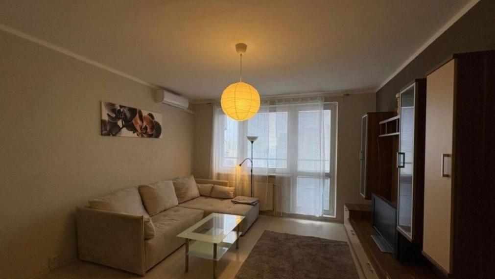 Priestranný 2-izbový byt na prenájom - ul. Gessayova, Bratislava V TOP