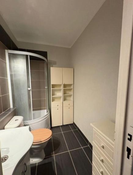 Priestranný 2-izbový byt na prenájom - ul. Gessayova, Bratislava V TOP