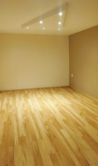 3i byt s garážou na prenájom, Trenčín, Sihoť I, 750,- € s energiami