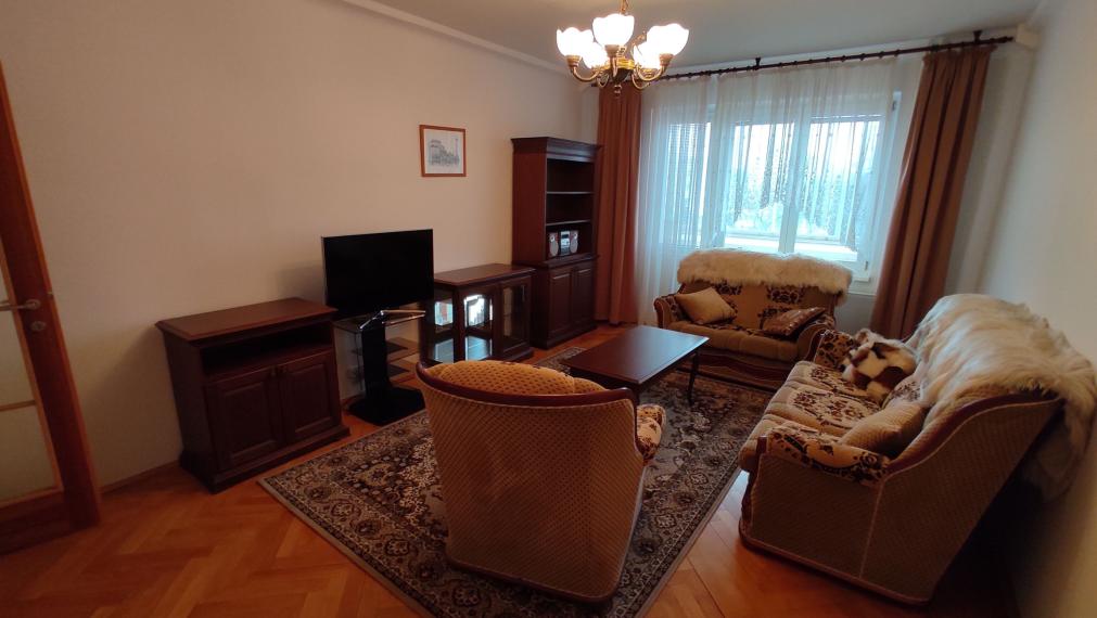 Priestranný 2,5 izbový byt na Súmračnej ulici v Ružinove na prenájom