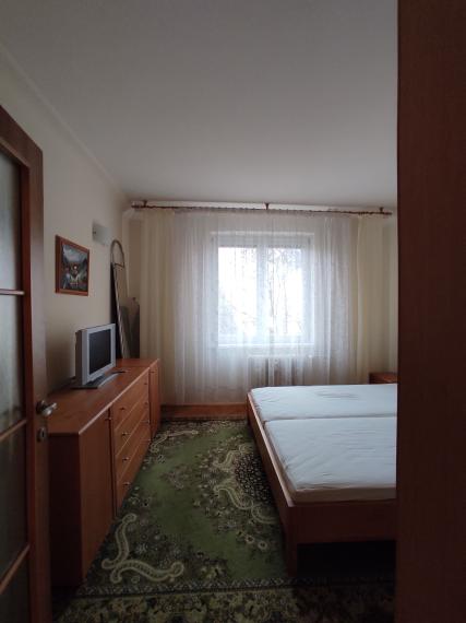 Priestranný 2,5 izbový byt na Súmračnej ulici v Ružinove na prenájom