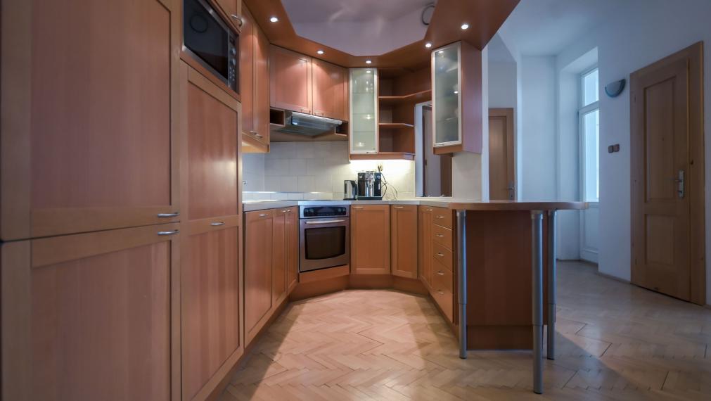 Výnimočný 4 izbový byt s atmosférou mestského domu na Šancovej ulici, TOP