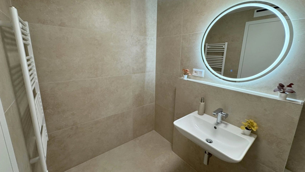 Pekný moderný byt - Bratislava I TOP