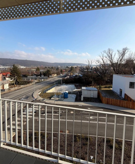 Slnečná garsónka na prenájom - ul. Agátová, Bratislava IV TOP