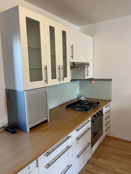 Slnečý byt s krásny výhľadom na predaj - Bratislava