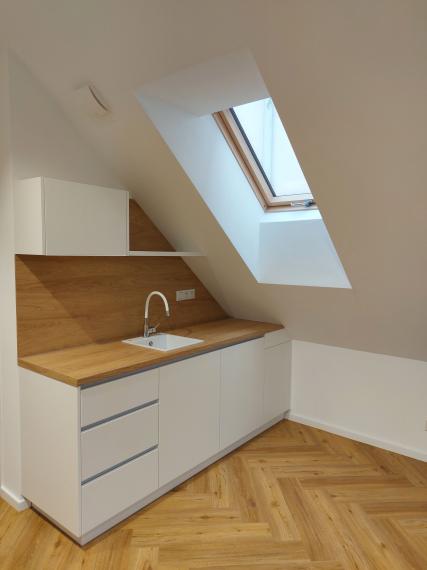 Exkluzívne administratívne priestory na prenájom,  vhodné aj na služby, 31 m2, Trenčín – Centrum