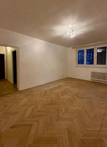 Priestranný 3-izbový byt na predaj - ul. Exnárova, Bratislava II TOP