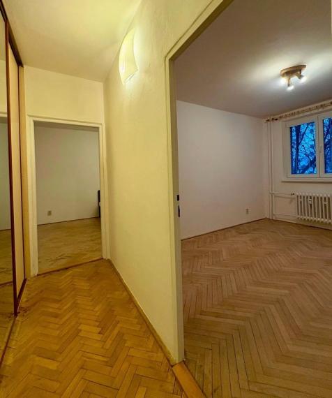 Priestranný 3-izbový byt na predaj - ul. Exnárova, Bratislava II TOP