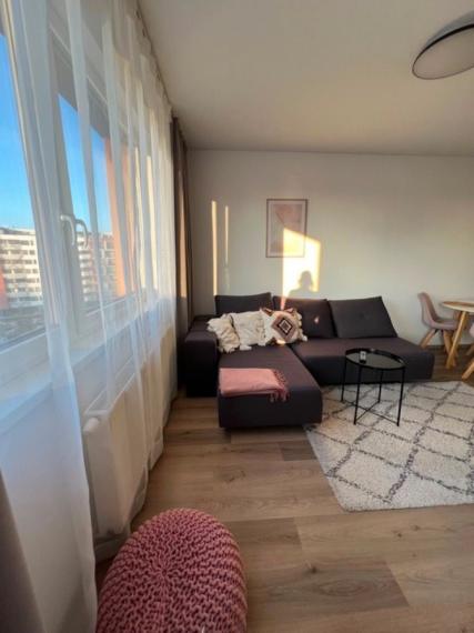 Kompletne zariadený 2-izbový byt na prenájom  - ul. Bosákova, Bratislava V TOP 