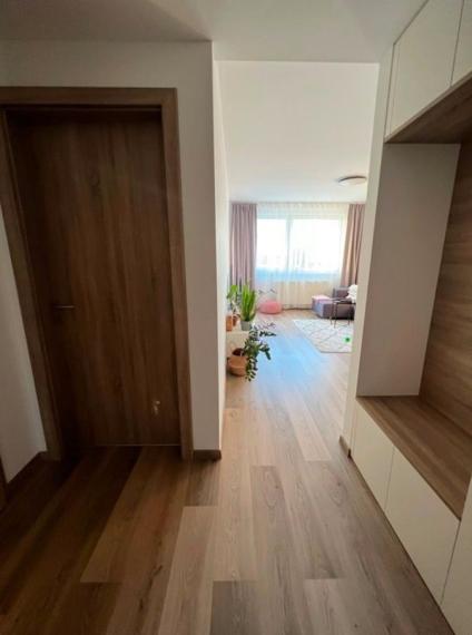 Kompletne zariadený 2-izbový byt na prenájom  - ul. Bosákova, Bratislava V TOP 