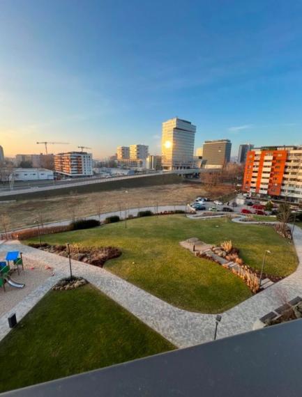 Kompletne zariadený 2-izbový byt na prenájom  - ul. Bosákova, Bratislava V TOP 