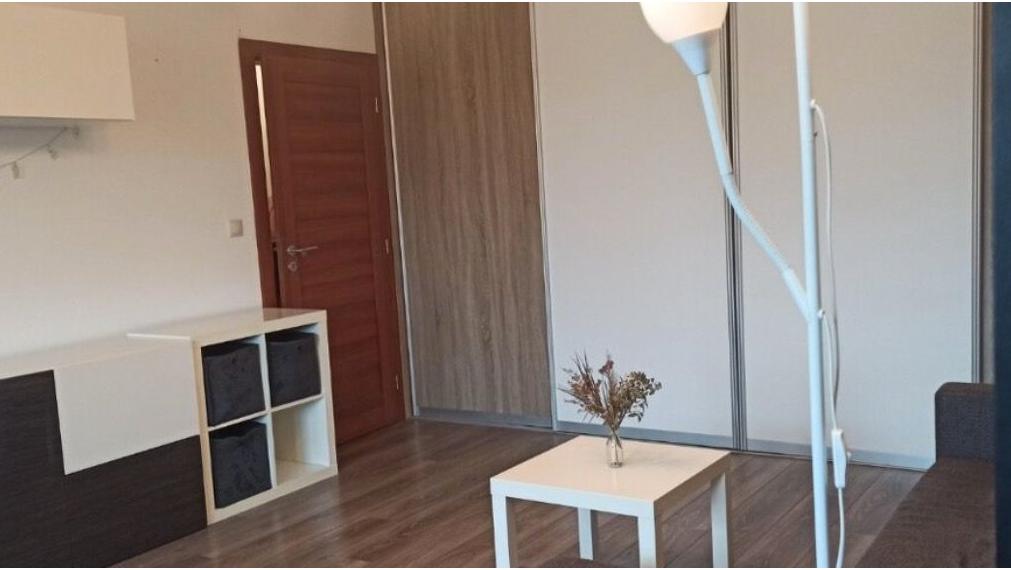 Klimatizovaný 2-izbový byt s loggiou na prenájom - Bratislava V TOP 