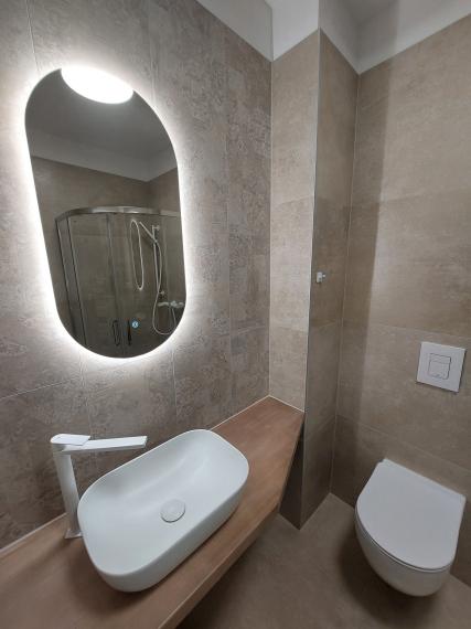 Novo-zrekonštruované klimatizované administratívne priestory na prenajom - Trenčín