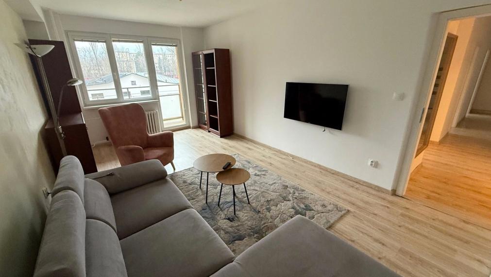 Čerstvo zrekonštruovaný 3 izbový priestranný byt na prenájom - Bratislava III TOP