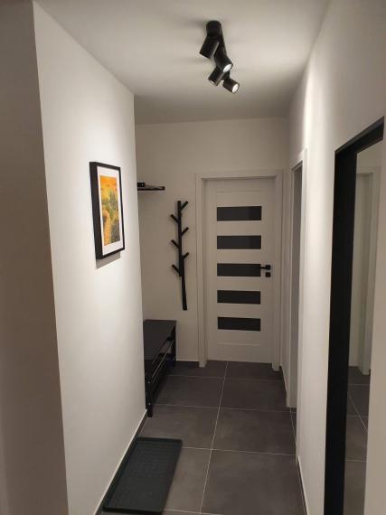 Na prenájom veľmi pekný, slnečný 3-izbový byt - Bratislava II TOP