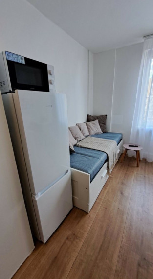 Na prenájom modernizovaná garsónka na ulici Československých parašutistov - Bratislava II TOP