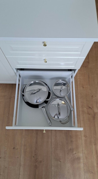 Na prenájom modernizovaná garsónka na ulici Československých parašutistov - Bratislava II TOP