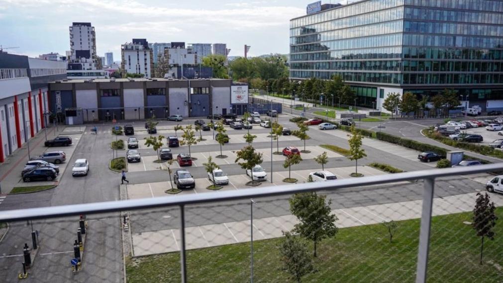  Na prenájom kompletne zariadený 1-izbový byt v novostavbe Olivia residence - Bratislava III TOP